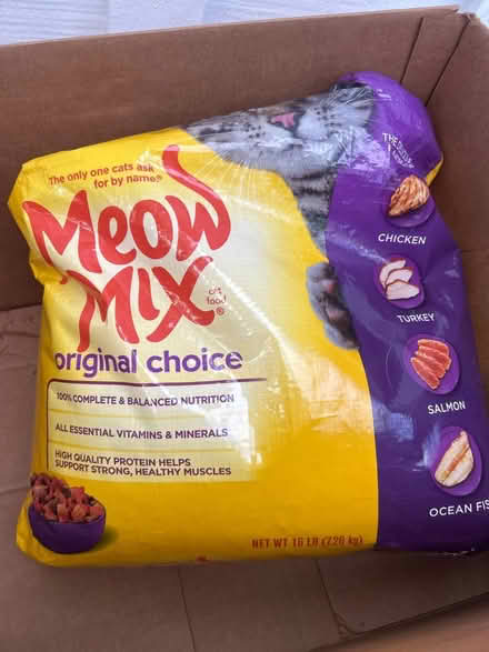 Photo of free Open bag of Meow Mix (Walnut Creek) #1