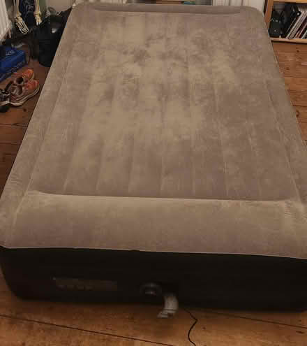 Photo of free Inflatable double mattress (Topsham road EX2) #1