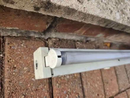 Photo of free 5ft fluorescent light fitting (Manor Top S12) #2