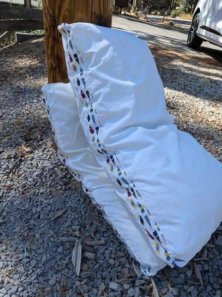 Photo of free 2 King pillows, exclt condition (Donner Lake) #1