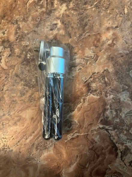 Photo of free Mini tripods (141 Fairfield Dr) #3