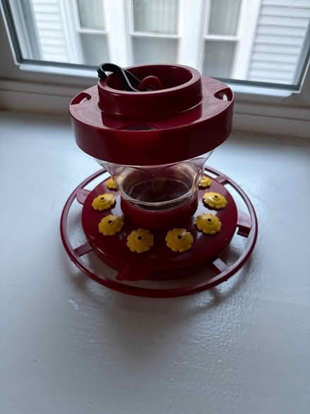 Photo of free Hummingbird feeder (Drexel Hill) #1