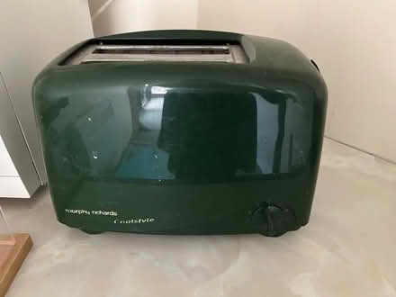 Photo of free Morphy Richard’s green toaster (Fobbing SS17) #1
