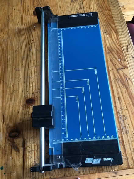 Photo of free Paper/card cutter (Bournemouth BH9) #1