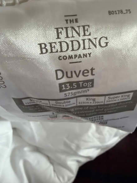 Photo of free King size duvet 13.5tog (Rosemount AB25) #2