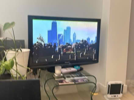 Photo of free Panasonic 40 inch TV (154 Goswell road EC1V) #2