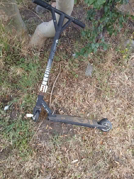 Photo of free Childs scooter (Shepshed LE12) #1