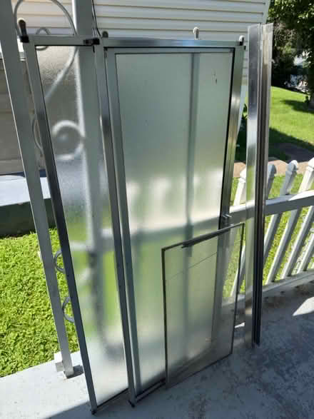 Photo of free Mirrors, boxes and bathroom door (Hyattsville) #2