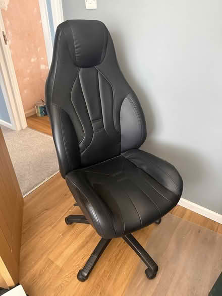 Photo of free Office/gaming chair (Maidenhead SL6) #1