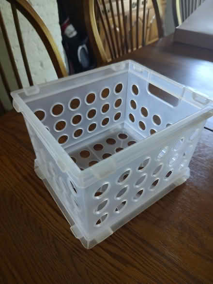 Photo of free Small crate (Odenton) #1