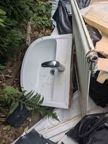 Photo of free Pedestal sink (BS5 St George Area) #2