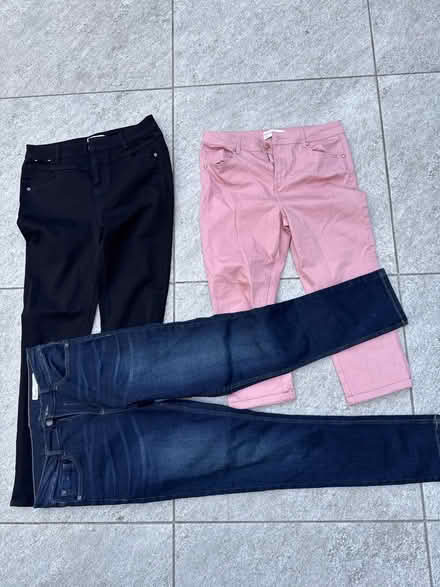 Photo of free Ladies trousers 14R (Tw77dp) #1