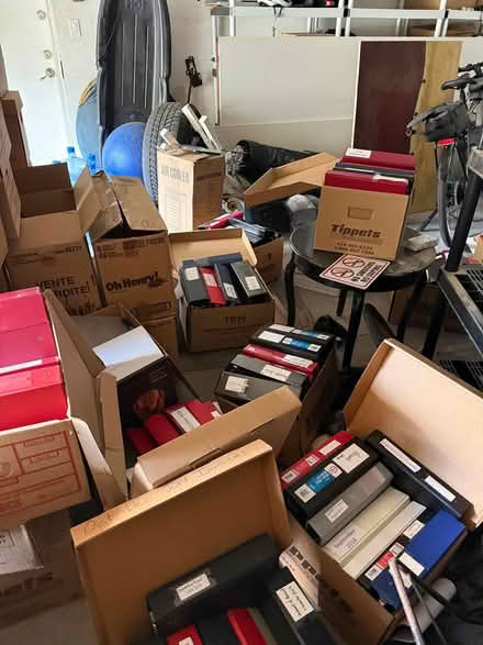Photo of free dozens of binders (bedford Park) #1