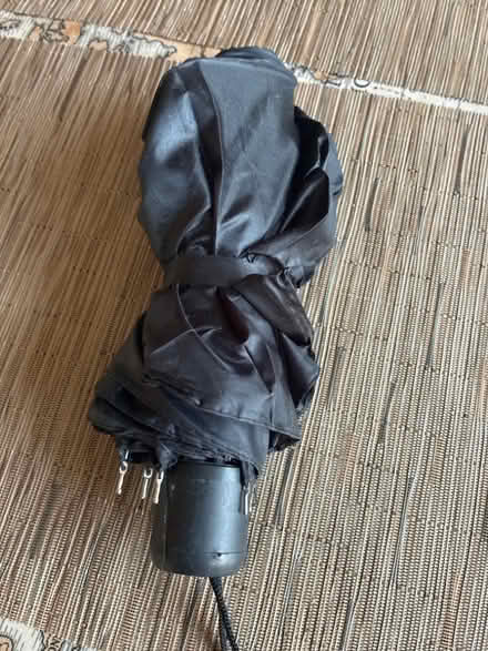 Photo of free Foldable umbrella (Thatcham RG19) #2