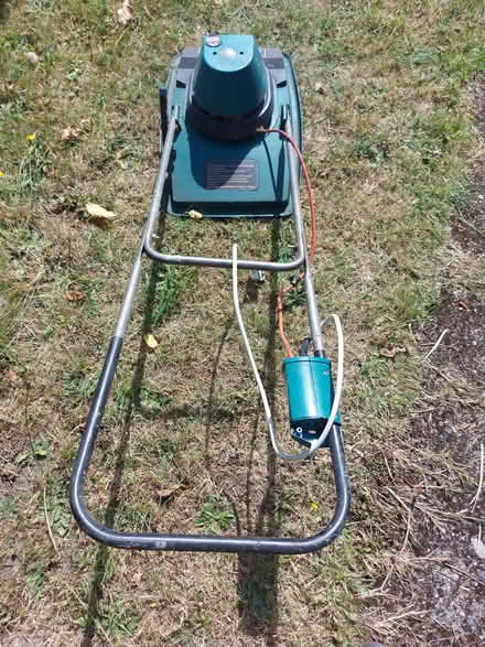 Photo of free Black & decker lawnmower (Raheny Dublin.) #1