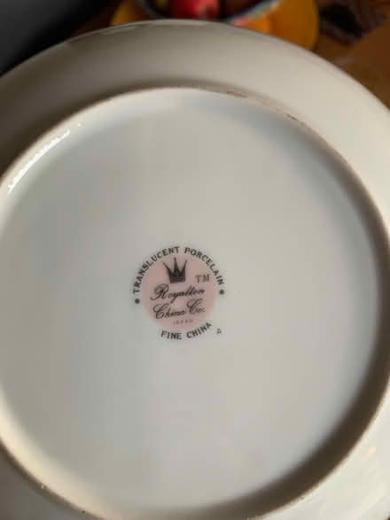 Photo of free Set of fine china, gold edged bowls, side plates and dinner (Wheathampstead AL4) #2