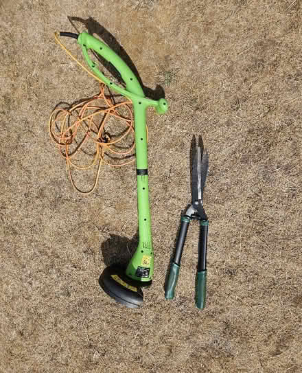Photo of free Grass trimmer and shears (Fenlake MK42) #1