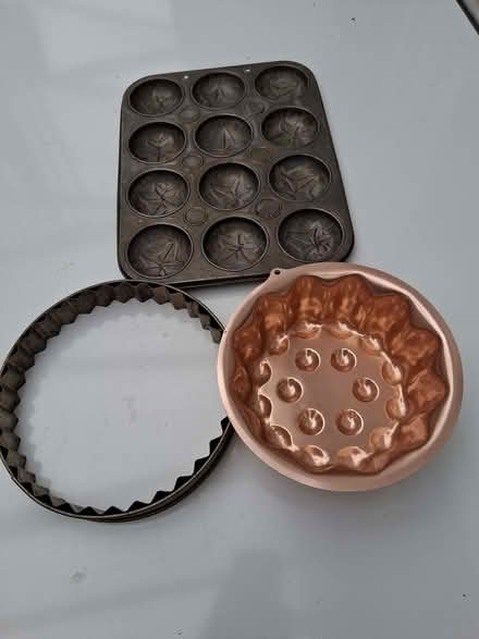 Photo of free Metal baking shapes (Bernards Heath AL1) #1