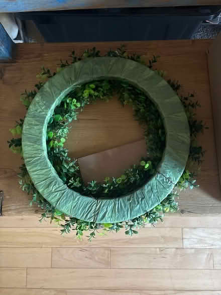 Photo of free Boxwood & Lemon Wreath (Providence Subdivision, Elgin) #2