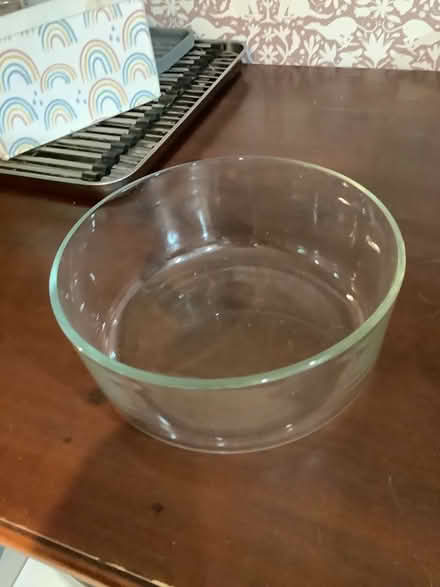 Photo of free GIFT- Glass serving bowl (Townsend) #1