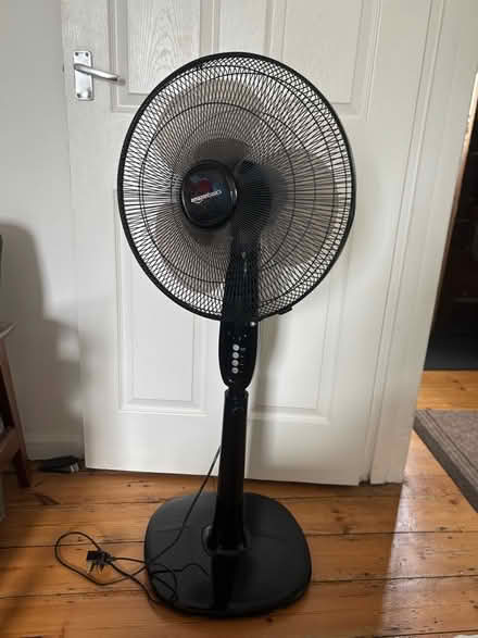 Photo of free Standing fan (Brentford, TW8) #3