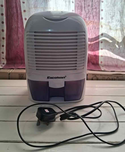 Photo of free Dehumidifier (Brixton SW9) #1