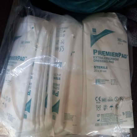 Photo of free 17 x premier pad 20 x 20 absorbant dressing pad (Bramley Green RG26) #2