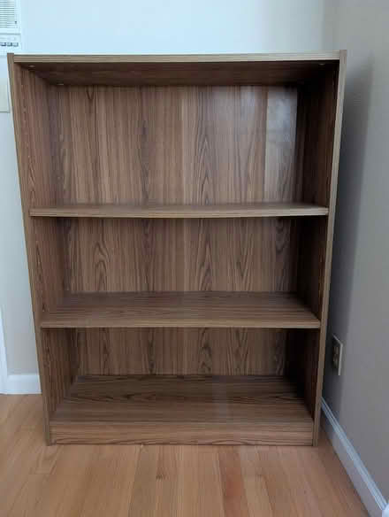 Photo of free lightweight bookcase; xlnt cond'n (Milpitas off of Piedmont Road) #1