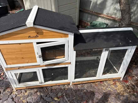 Photo of free Rabbit/guinea pig hutch (Trowbridge BA14) #1