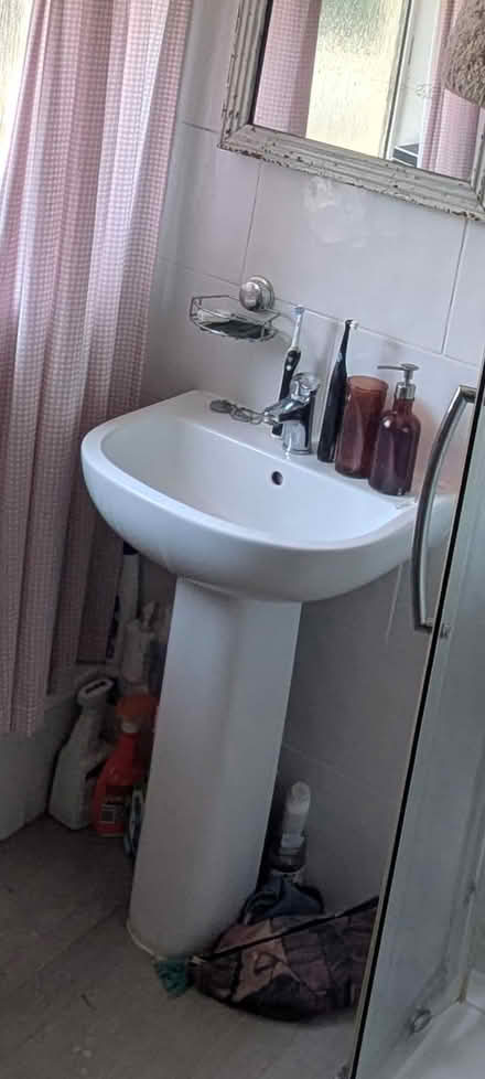 Photo of free Pedestal sink (BS5 St George Area) #1