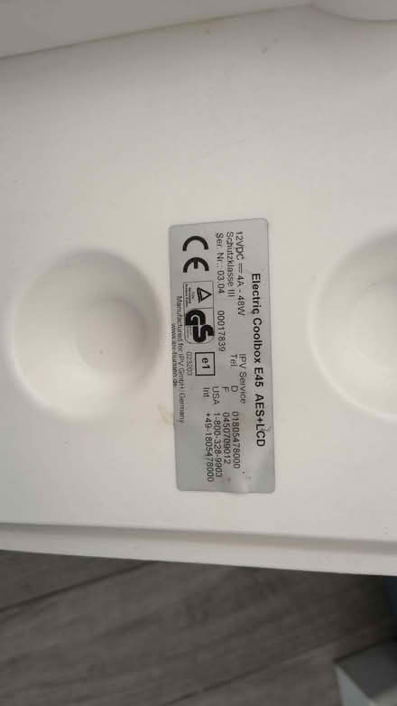 Photo of free 12v camping cool box (Wokingham RG40) #1