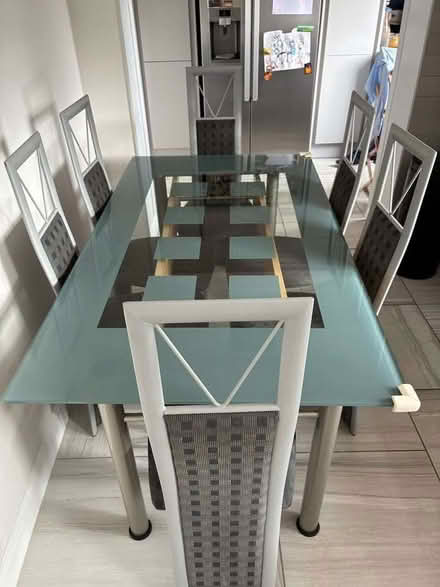 Photo of free Glass table and 6 chairs (Wilson DE73) #4