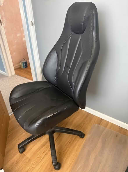 Photo of free Office/gaming chair (Maidenhead SL6) #2