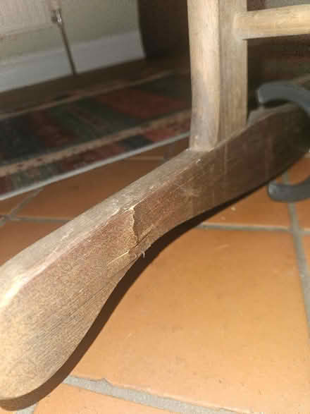 Photo of free Moses basket and rocker (New Moston M40) #3