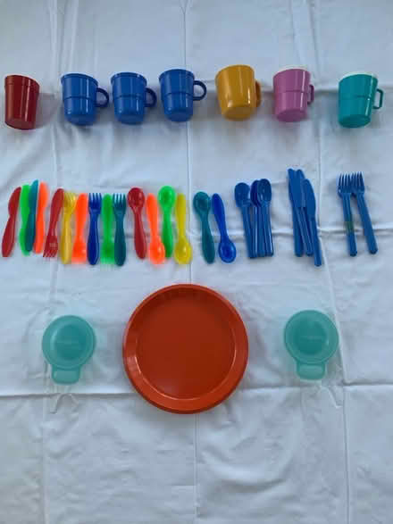 Photo of free Plastic Ware (Tilehurst RG31) #1