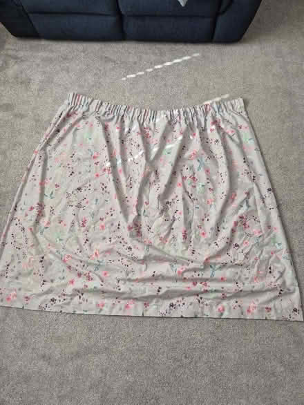 Photo of free Floral Dunelm curtains (pair) with matching bedding (Sheering CM22) #3