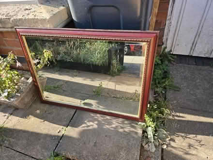 Photo of free Mirrors and picture frames (B8) #3