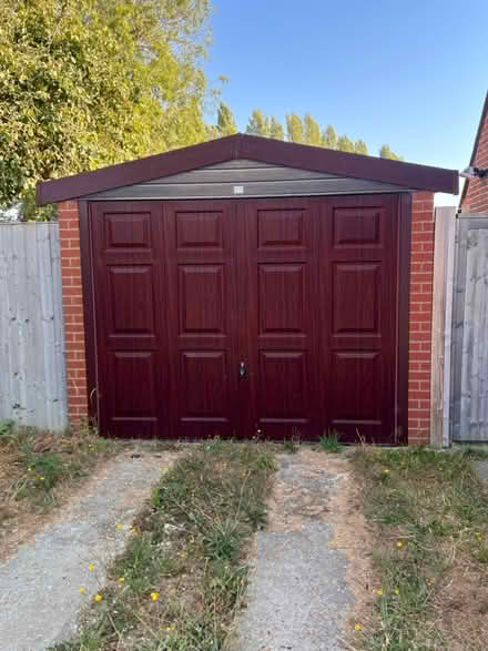 Photo of free Garage (Bosham, Chichester PO18) #1