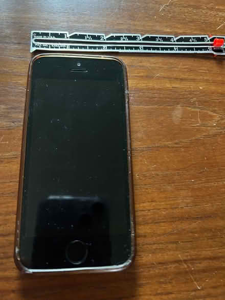 Photo of free iPhone SE screen unreliable (Crestview) #1
