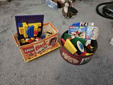 Photo of free Lego (Riddlesdown CR8) #1