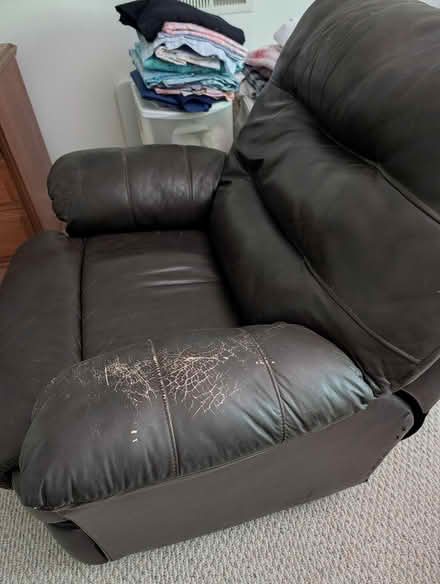 Photo of free Brown Leather Recliner (Wake Forest by New Light Road) #1