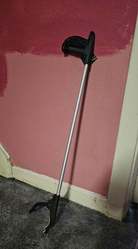 Photo of free Litter picker (Riddlesdown CR8) #1