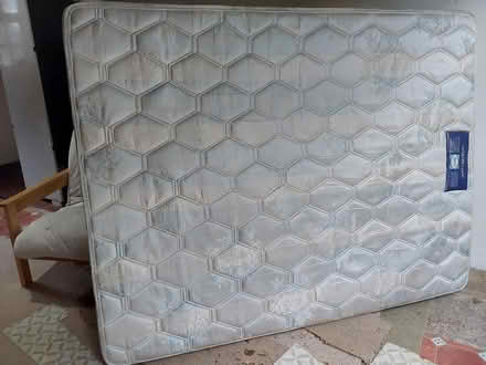Photo of free King size SealPostur mattress (Sheffield S17) #1