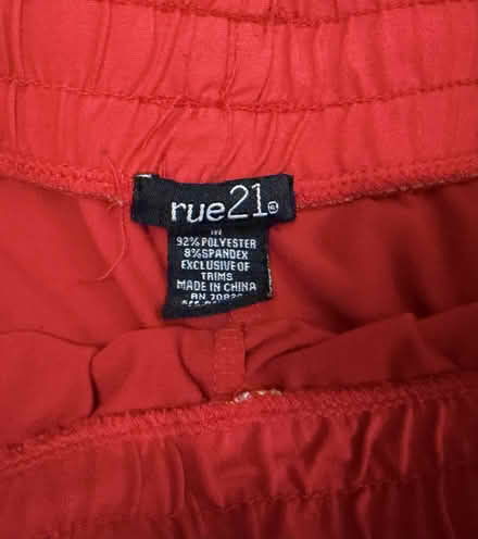 Photo of free red shorts - m RUE 21 (midtwn) #2