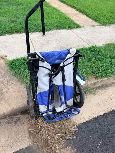 Photo of free In Step bike trailer (Arlington (westover)) #2