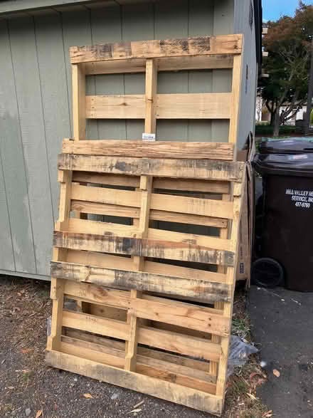 Photo of free Pallets and cardboard (Mill Valley) #4