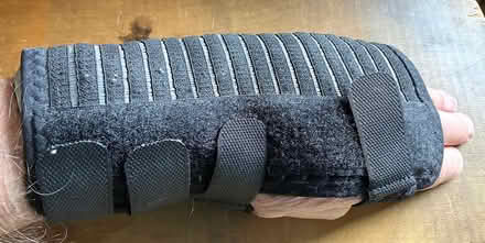 Photo of free Wrist support (Theale RG7) #2