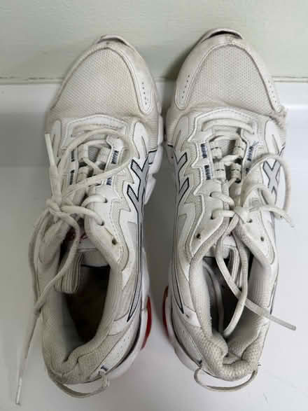 Photo of free Asics tennis shoes size 7.5 (1075 Valencia Avenue) #1