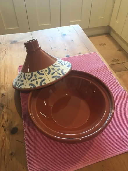 Photo of free Tagine 22.5cm diameter (CT4 6NP) #2