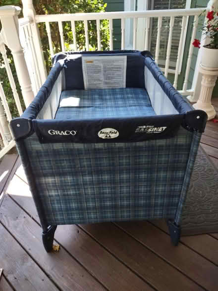 Photo of free Highchair and playpen/bassinet (Dacula) #2